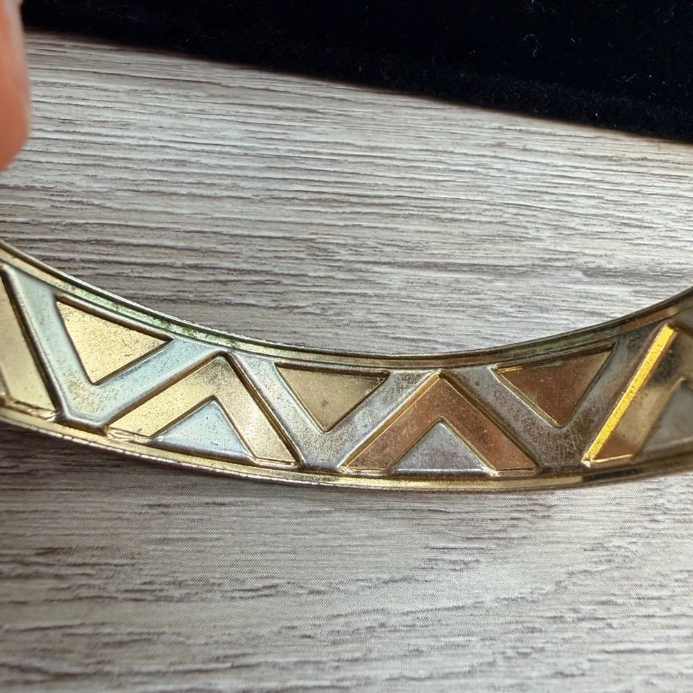 Pink and Gold Tone Geometric Bangle‎ Bracelet
